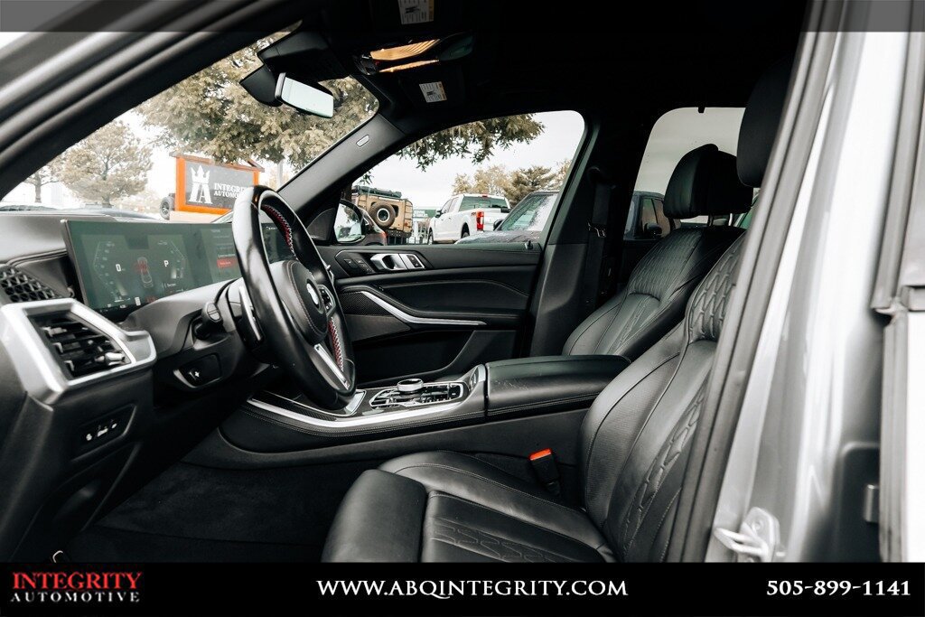 Used 2024 BMW X5 M60i AWD/4WD image 20