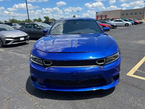 Used 2020 Dodge Charger SXT w/ Leather Interior Group RWD image 4