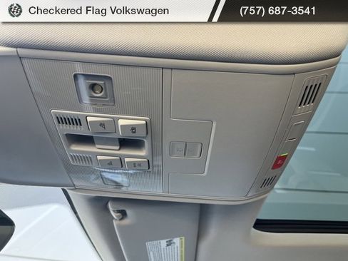 New 2025 Volkswagen Taos SE image 49