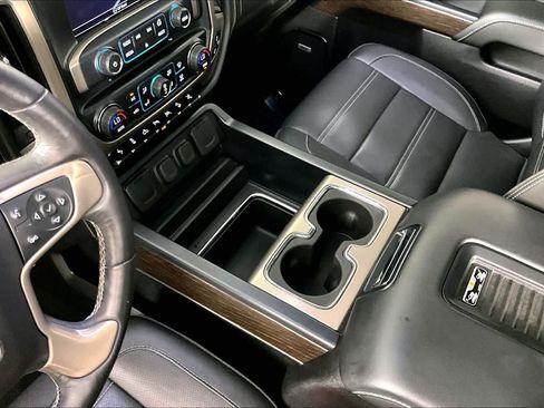 Used 2018 GMC Sierra 1500 Denali RWD image 15
