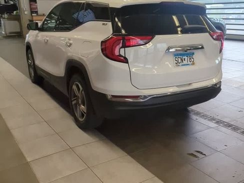 Used 2018 GMC Terrain SLT w/ Preferred Package AWD/4WD image 1