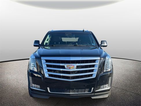 Used 2016 Cadillac Escalade Luxury image 8