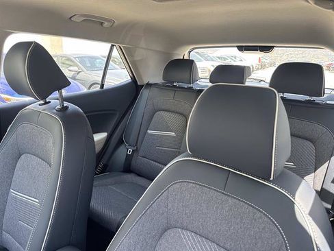 New 2026 Hyundai Venue SEL FWD image 21