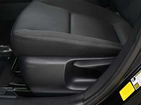 Used 2024 Toyota Corolla LE FWD image 21