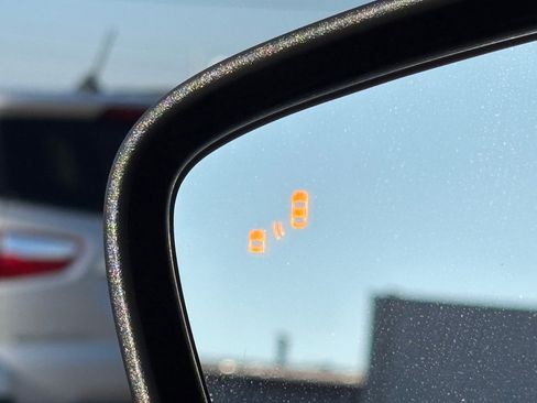 Used 2021 Ford Escape SE image 10