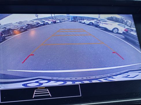 Used 2021 Chevrolet TrailBlazer LT w/ Convenience Package image 5