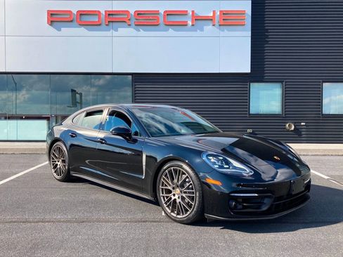 Certified 2023 Porsche Panamera 4 Platinum Edition AWD/4WD image 40