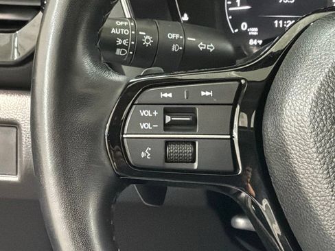 Used 2024 Honda Pilot Elite image 9