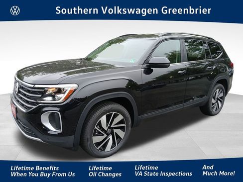 New 2026 Volkswagen Atlas SE image 1