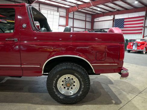 Used 1991 Ford Bronco Silver Anniversary AWD/4WD image 5