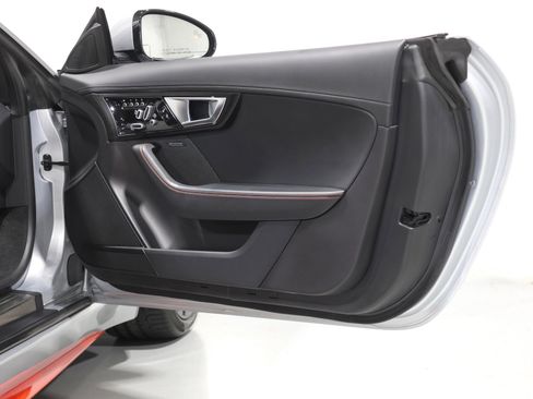 Used 2014 Jaguar F-TYPE S image 60