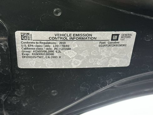 Used 2019 Chevrolet Camaro SS RWD image 17