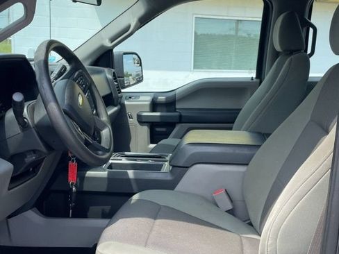 Used 2016 Ford F150 XL w/ Equipment Group 101A Mid AWD/4WD image 5