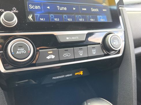 Used 2020 Honda Civic Sport image 24