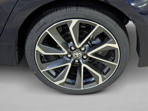 Used 2020 Toyota Corolla SE FWD image 6