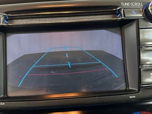 Used 2014 Toyota RAV4 Limited AWD/4WD image 23