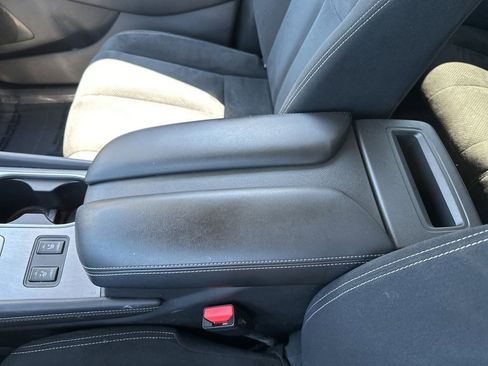 Used 2023 Nissan Murano S AWD/4WD image 29