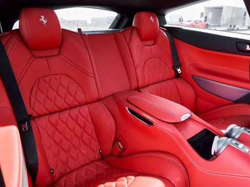 Used 2020 Ferrari GTC4Lusso V12 image 47