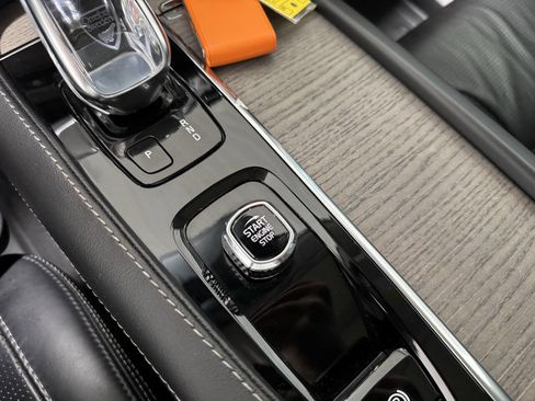 Used 2022 Volvo XC90 T8 Inscription w/ Advanced Package image 30