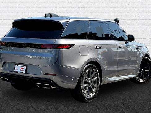 Used 2024 Land Rover Range Rover Sport Dynamic SE AWD/4WD image 6