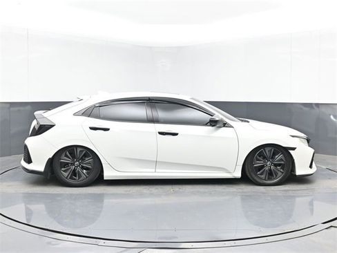 Used 2019 Honda Civic EX image 11