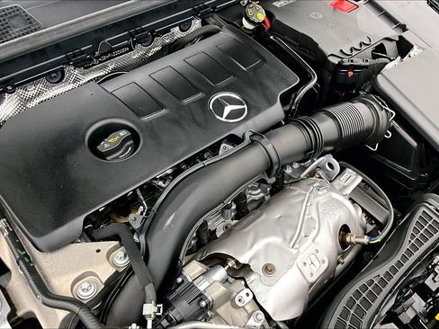 Certified 2023 Mercedes-Benz CLA 250 image 30