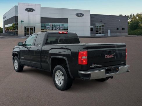 Used 2019 GMC Sierra 1500 SLE w/ SLE Value Package image 8
