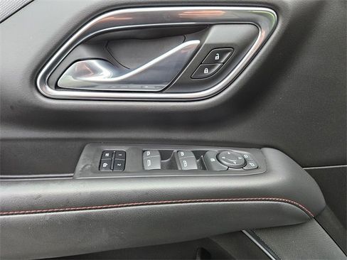 Used 2021 Chevrolet Suburban RST image 19