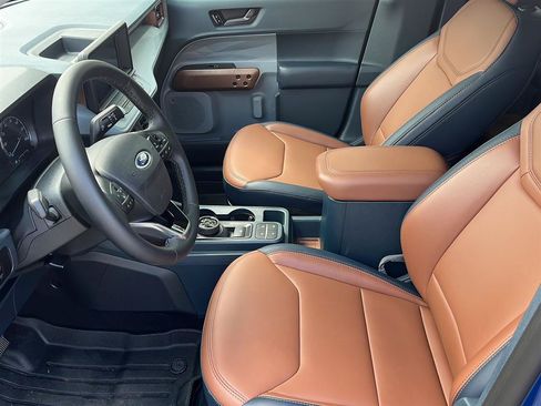 Used 2023 Ford Maverick Lariat w/ Equipment Group 500A Standard AWD/4WD image 1