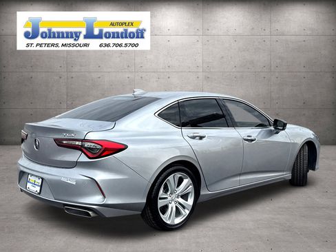 Used 2022 Acura TLX w/ Technology Package image 2