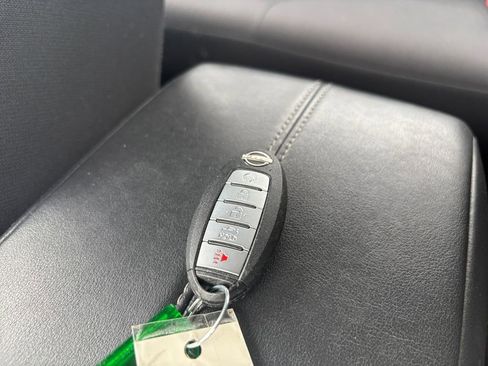 Used 2025 Nissan Altima 2.5 SV image 27