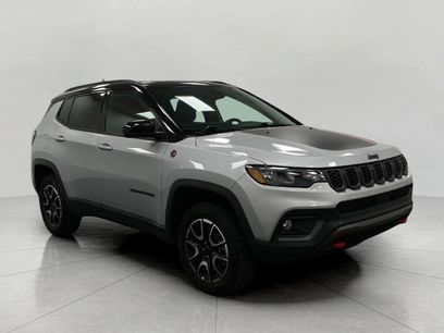 Used 2025 Jeep Compass Trailhawk