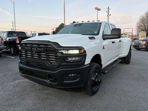 Used 2025 RAM 3500 Tradesman image 2