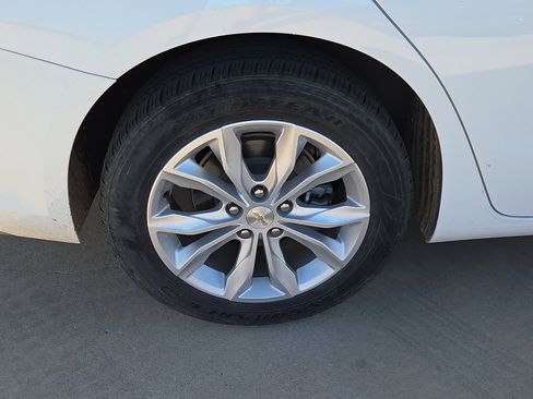 Used 2023 Chevrolet Malibu LT image 7