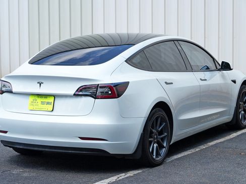 Used 2023 Tesla Model 3 Standard Range RWD image 54