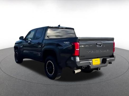Used 2024 Toyota Tacoma TRD Off-Road AWD/4WD image 10