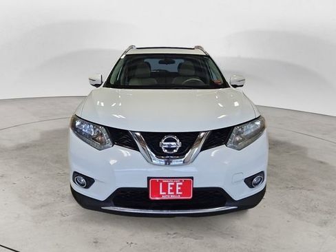 Used 2015 Nissan Rogue SV w/ SV Premium Package image 8