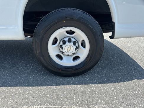 Used 2023 Chevrolet Express 2500 Extended w/ Driver Convenience Package image 23