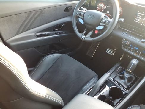 Used 2025 Hyundai Elantra N FWD image 9