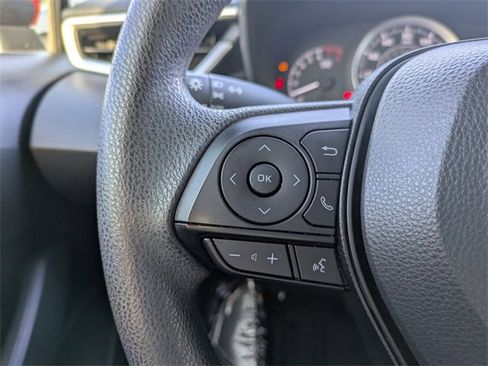 Used 2020 Toyota Corolla LE image 20