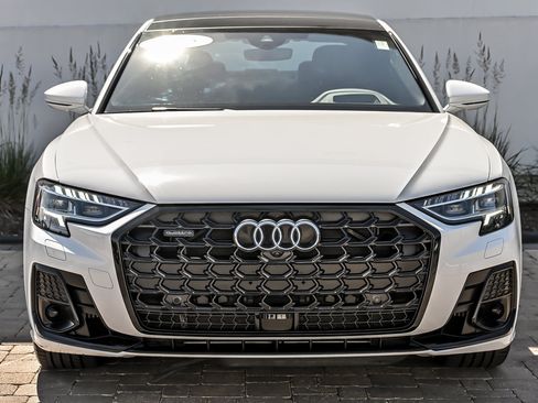 Used 2025 Audi A8 L 3.0T w/ Executive Package AWD/4WD image 4