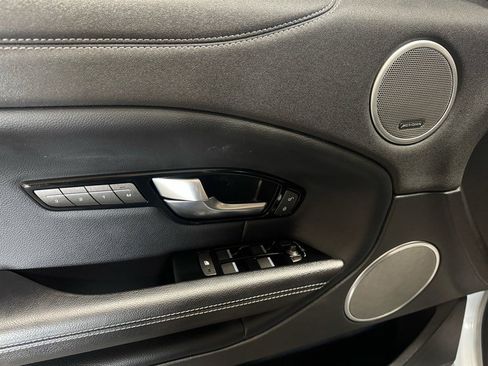 Used 2018 Land Rover Range Rover Evoque Landmark Edition image 12