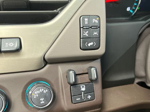 Used 2019 GMC Yukon Denali w/ Denali Ultimate Package AWD/4WD image 49