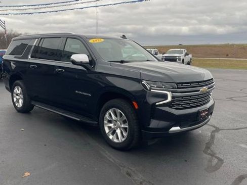 Used 2023 Chevrolet Suburban Premier image 9