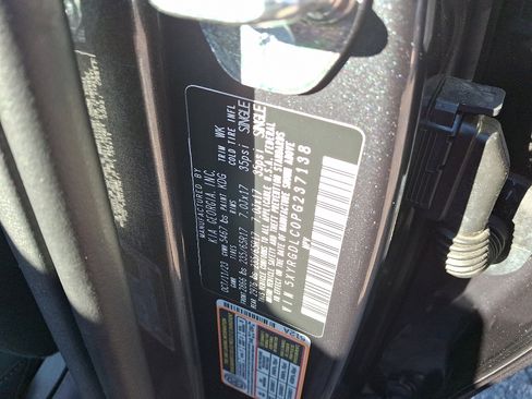 Used 2023 Kia Sorento LX image 27