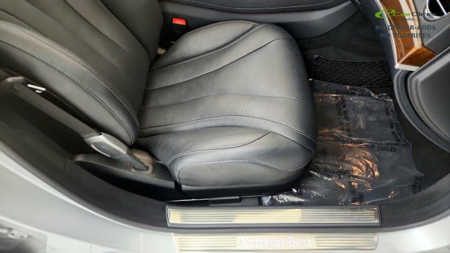 Used 2015 Mercedes-Benz S 550 Sedan image 40