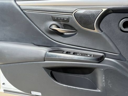 Used 2020 Lexus ES 350 F Sport w/ Accessory Package FWD image 24