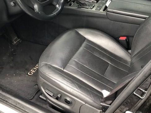 Used 2018 Genesis G80 3.8 AWD/4WD image 13