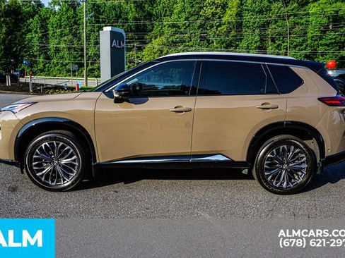 Used 2024 Nissan Rogue Platinum w/ Platinum Premium Package FWD image 7