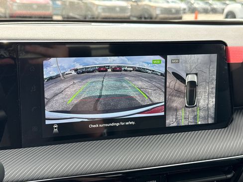 Used 2026 Nissan Kicks SR w/ Cold Weather Package AWD/4WD image 32